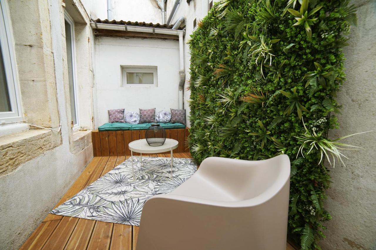 Patione Dans Centre De Dijon Apartment Exterior foto
